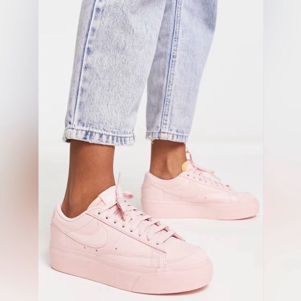 Nike Women's Blazer Low Platform Sneakers - BRAND NEW Size 8.5